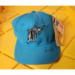 NWT Vintage 90s Florida Marlins Sports Specialties Wool Fitted Hat Cap Signed